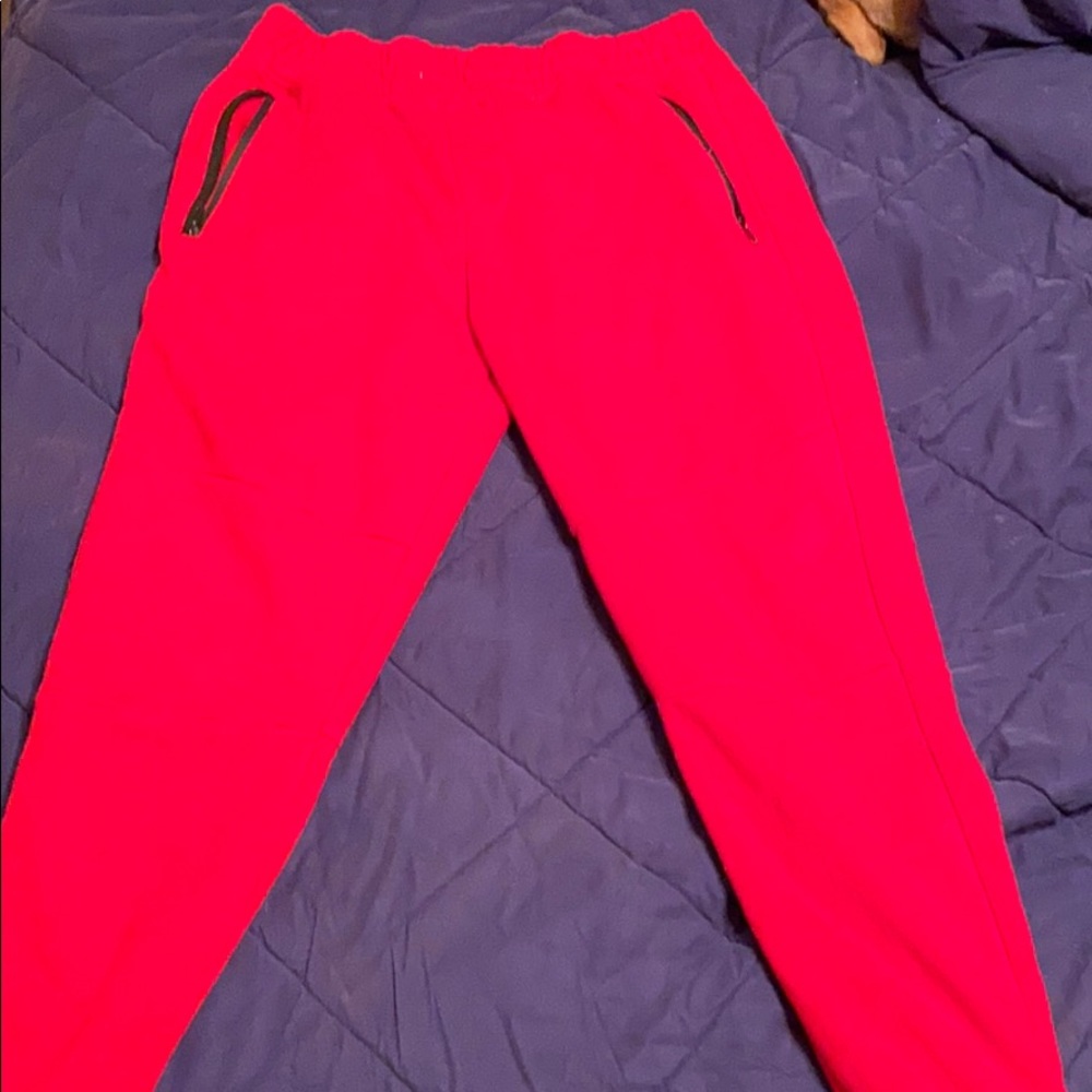 Red rue21 joggers